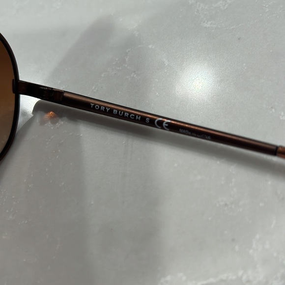NWOT [Tory Burch] Women’s Aviator Sunglasses NAVY TY6001 108/72 main image 4